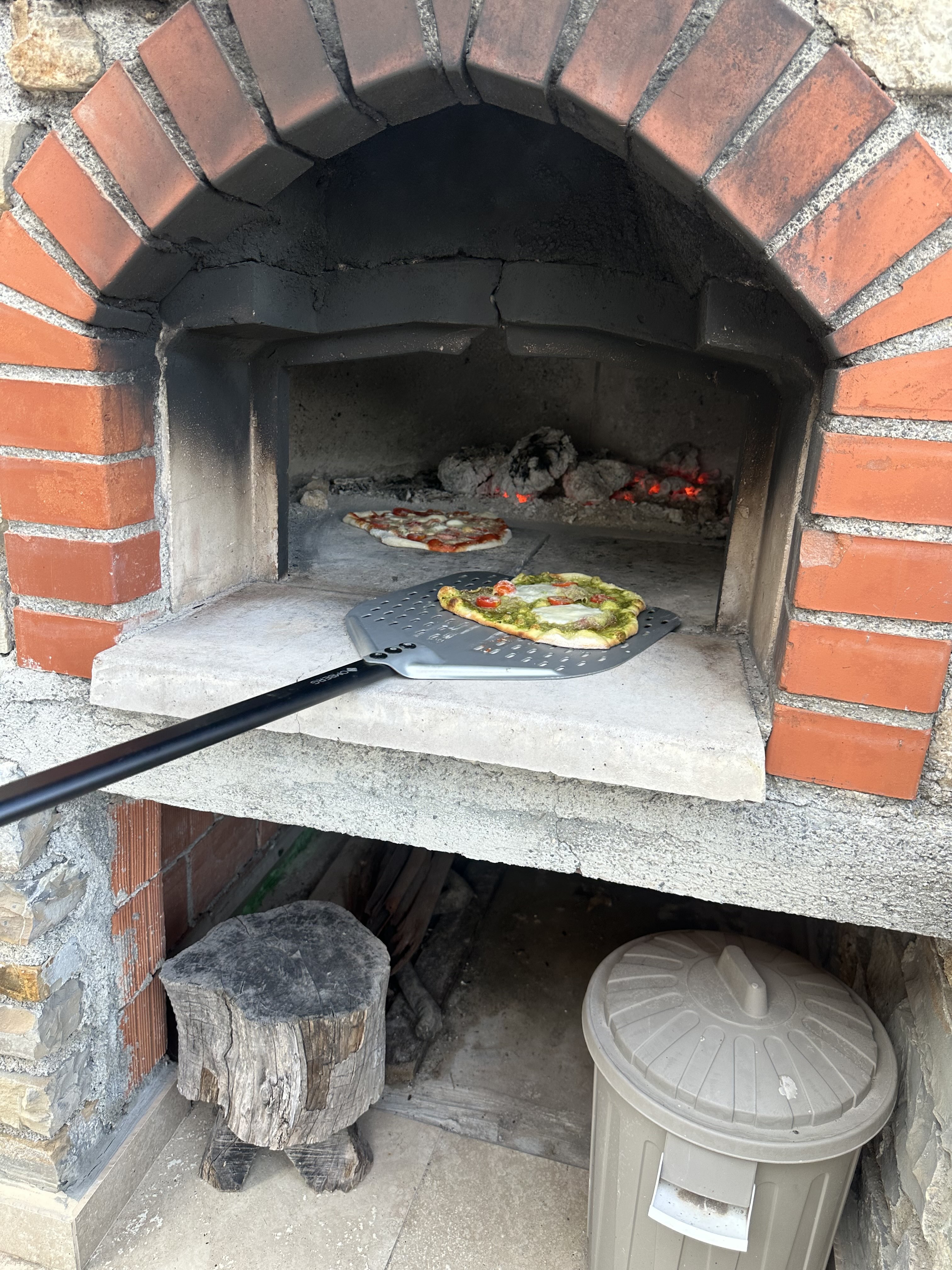Pizzaovn på terrassen